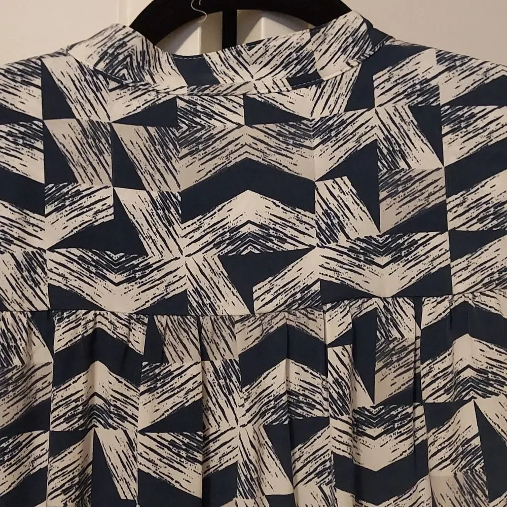 Alfani Blue and White Geometric Pattern A-Line Shift Dress Size 8